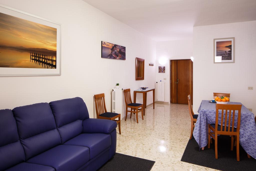 Casa Nonna Netta Apartment ซอร์เรนโต ภายนอก รูปภาพ
