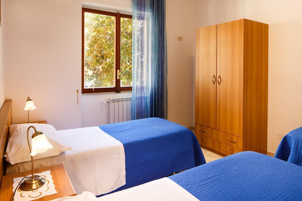 Casa Nonna Netta Apartment ซอร์เรนโต ภายนอก รูปภาพ